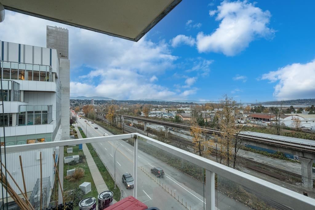 Listing Image 22