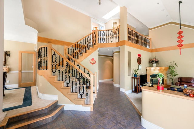 6561 Mckenzie Drive