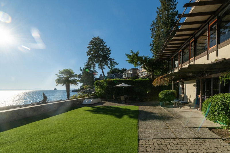 3248 Marine Drive
