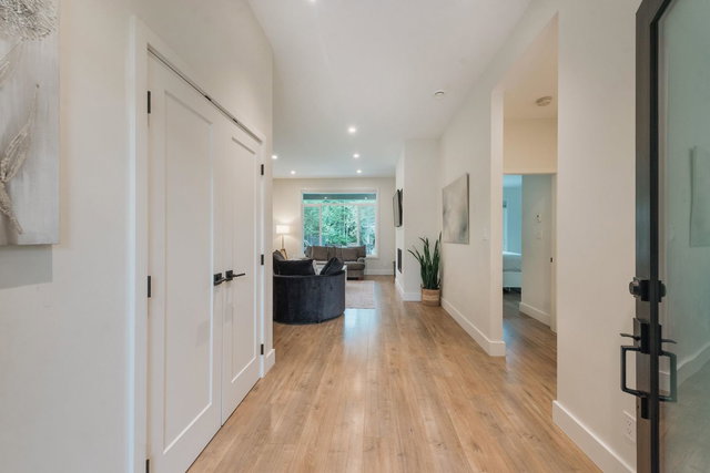 437 Solaz Place