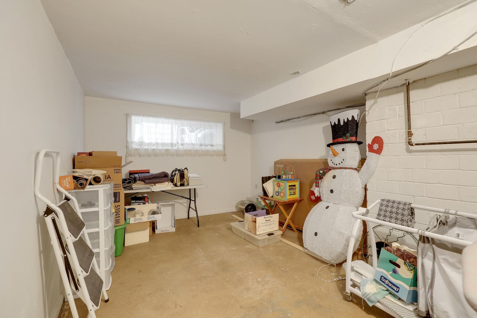 Listing Image 25