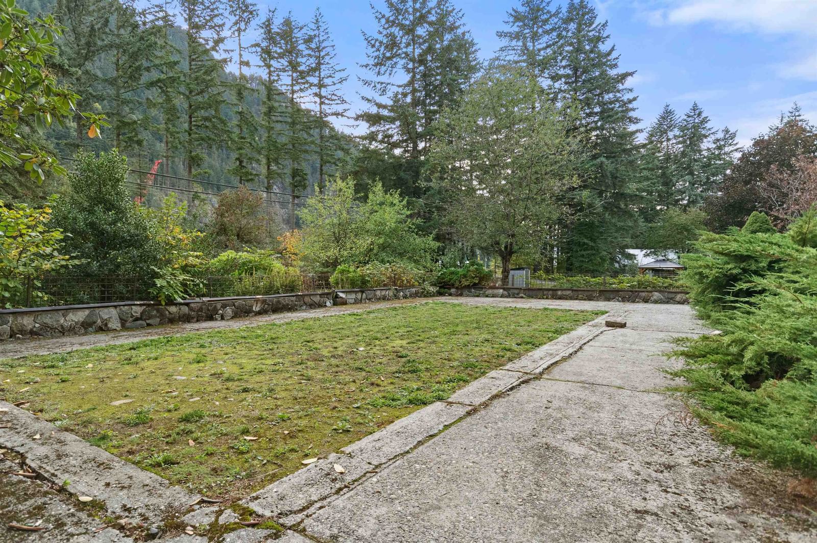 Listing Image 36