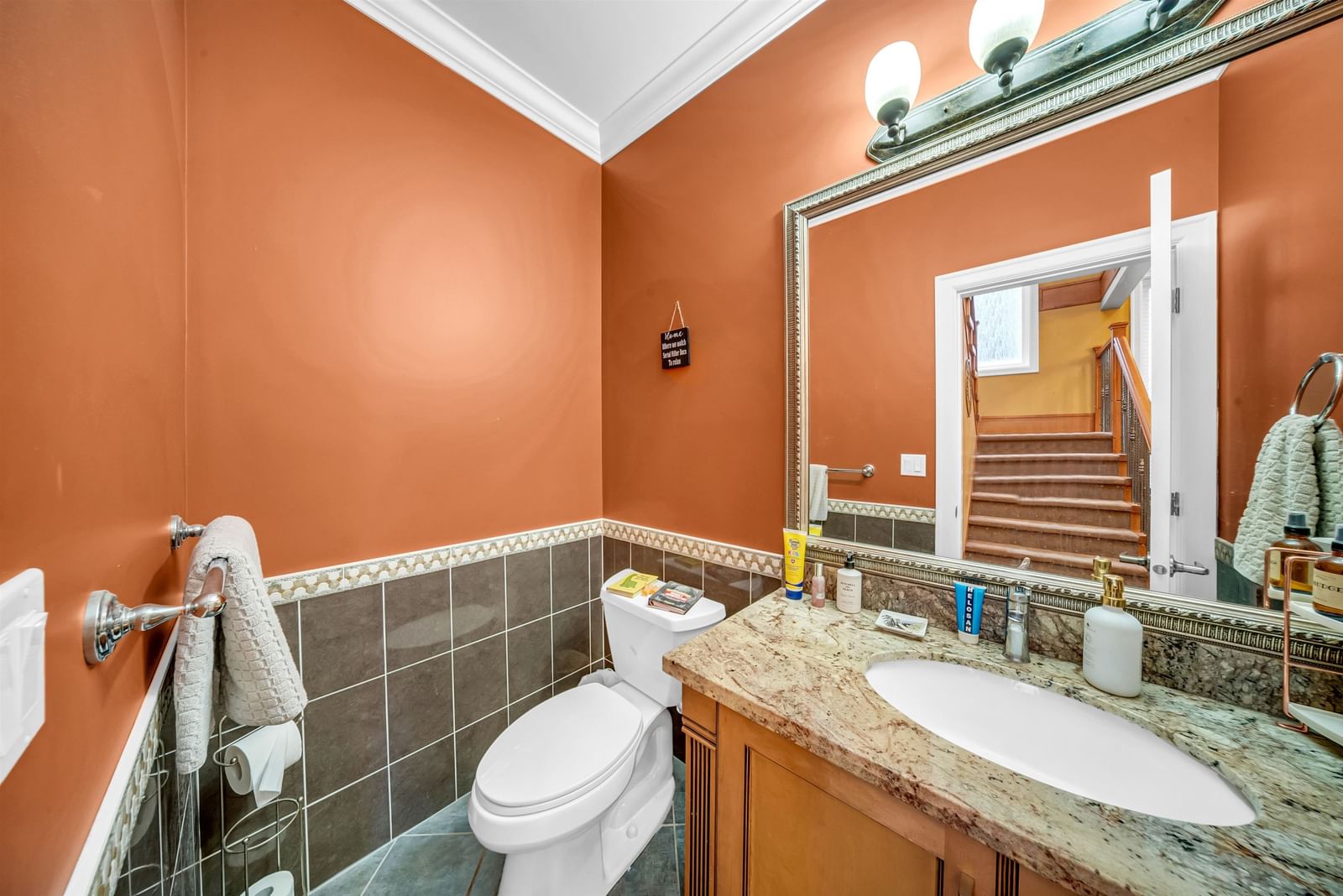 Listing Image 6