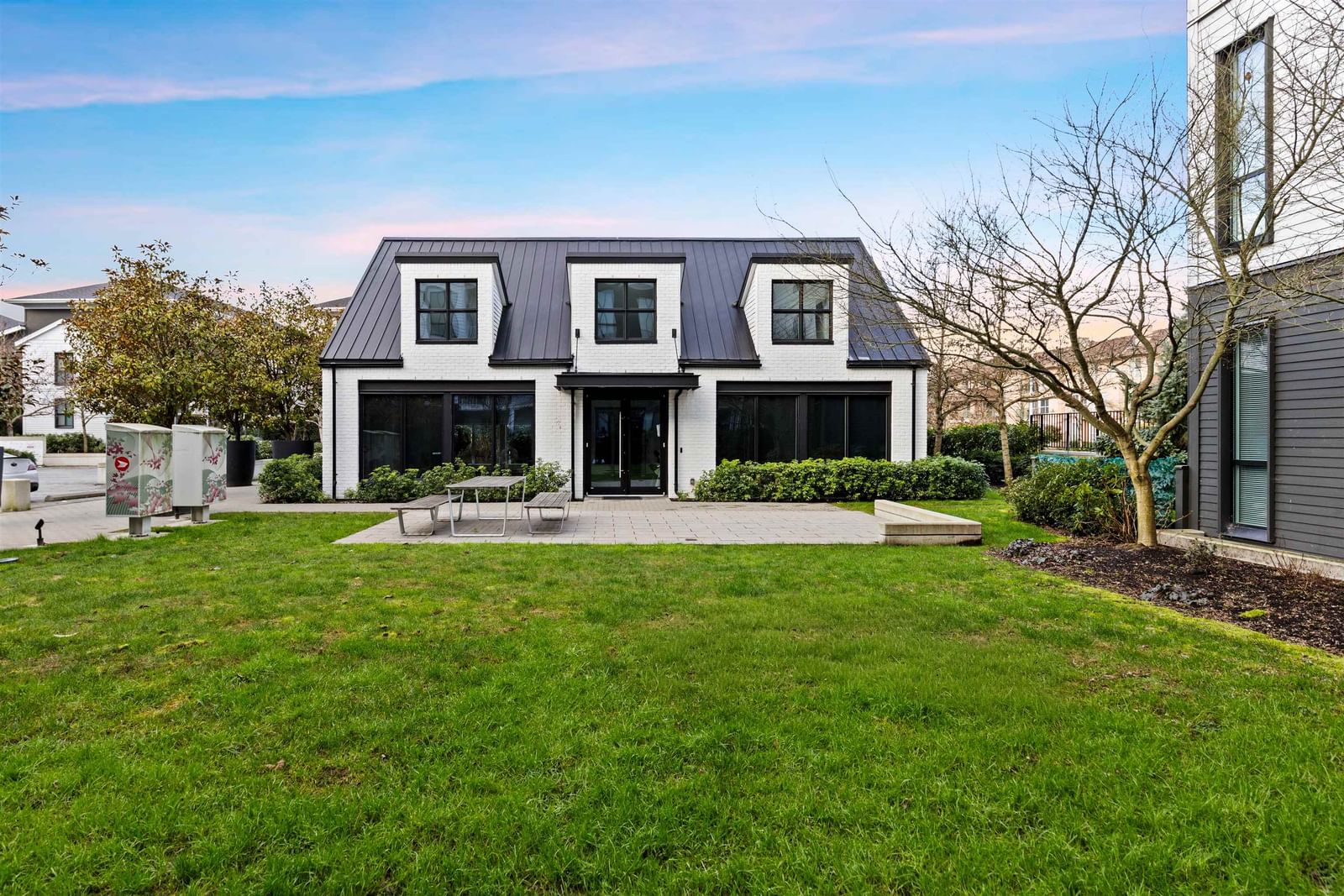 Listing Image 29