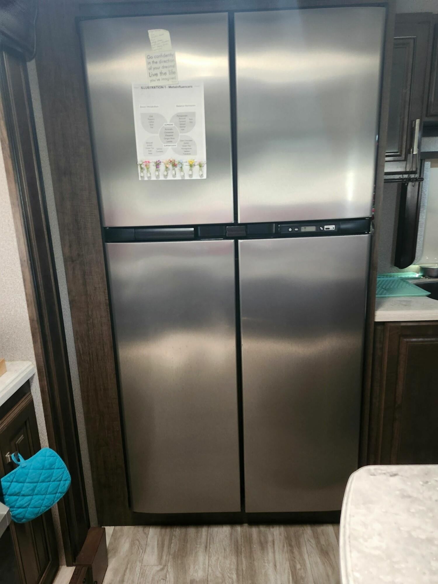 Listing Image 11