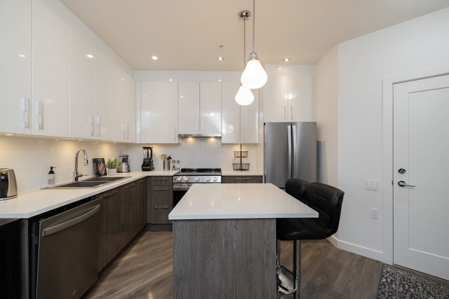 418 - 20829 77a Avenue