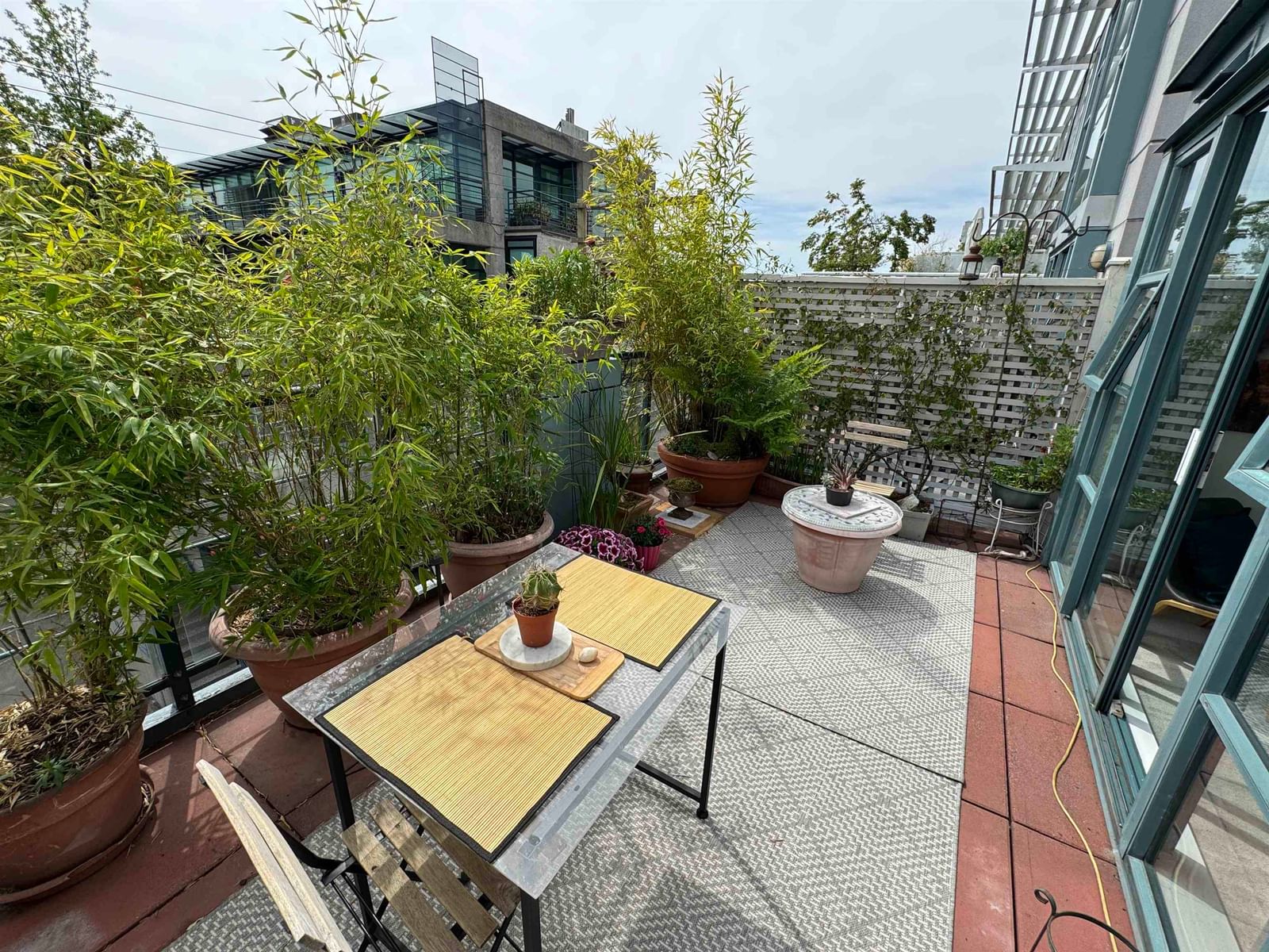Listing Image 20