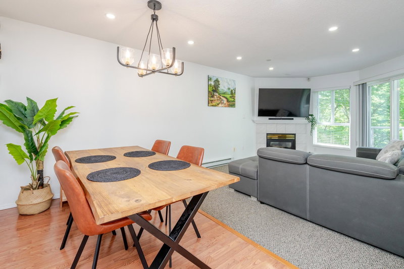 16137 83 Avenue #303, Surrey, British Columbia