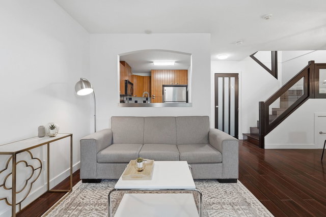 7327 Magnolia Terrace
