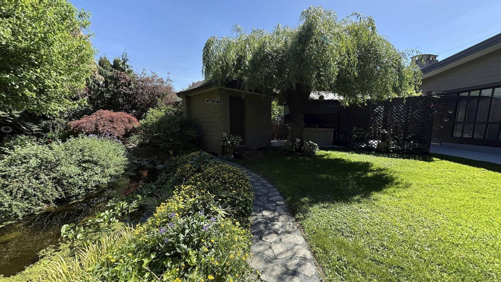 Listing Image 32