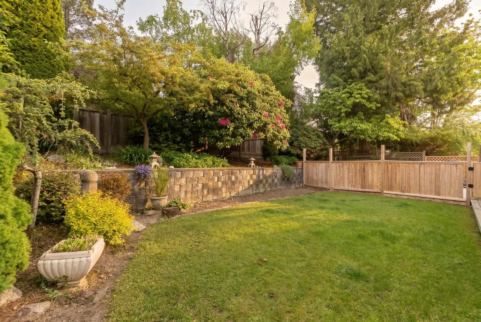Listing Image 26