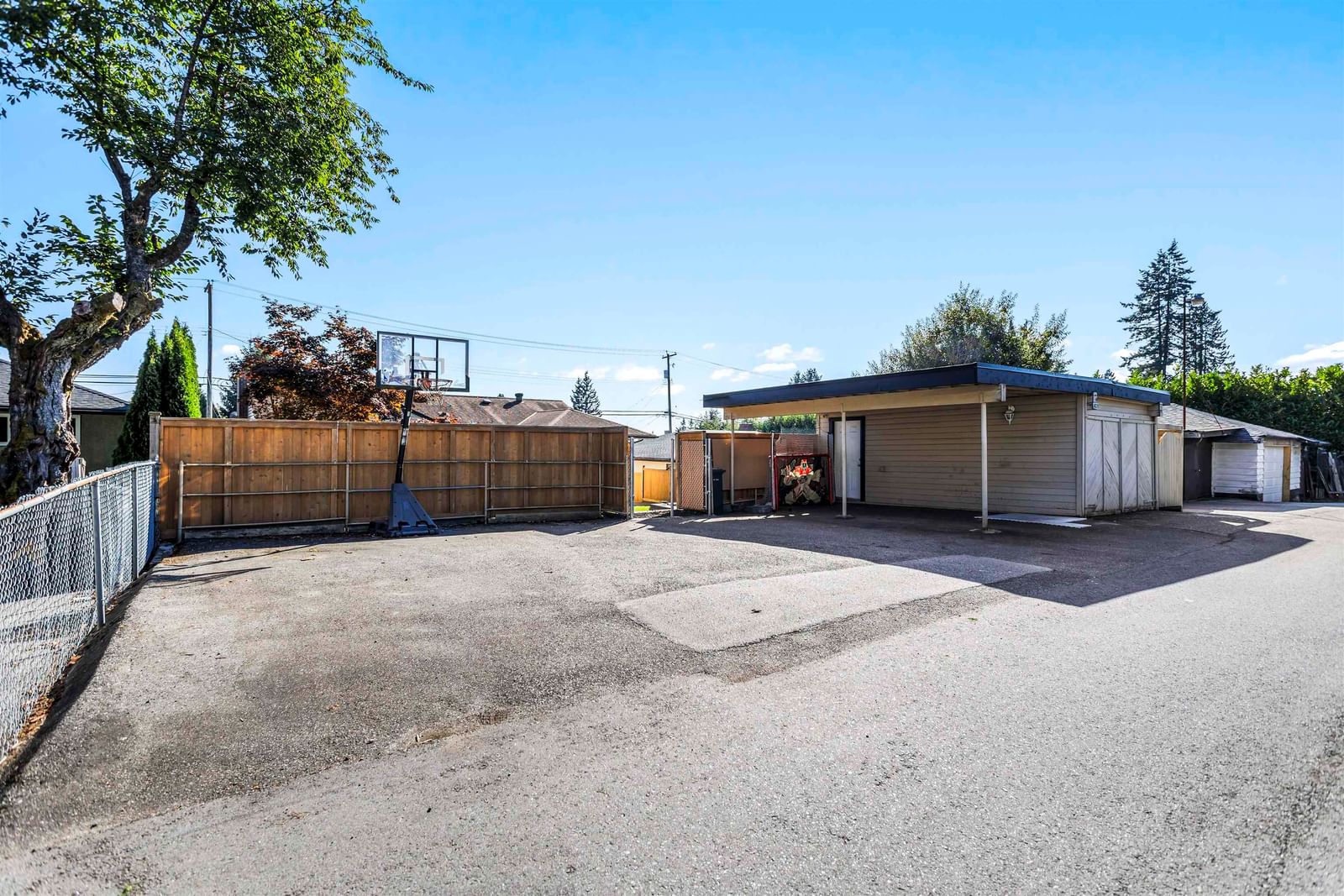 Listing Image 39