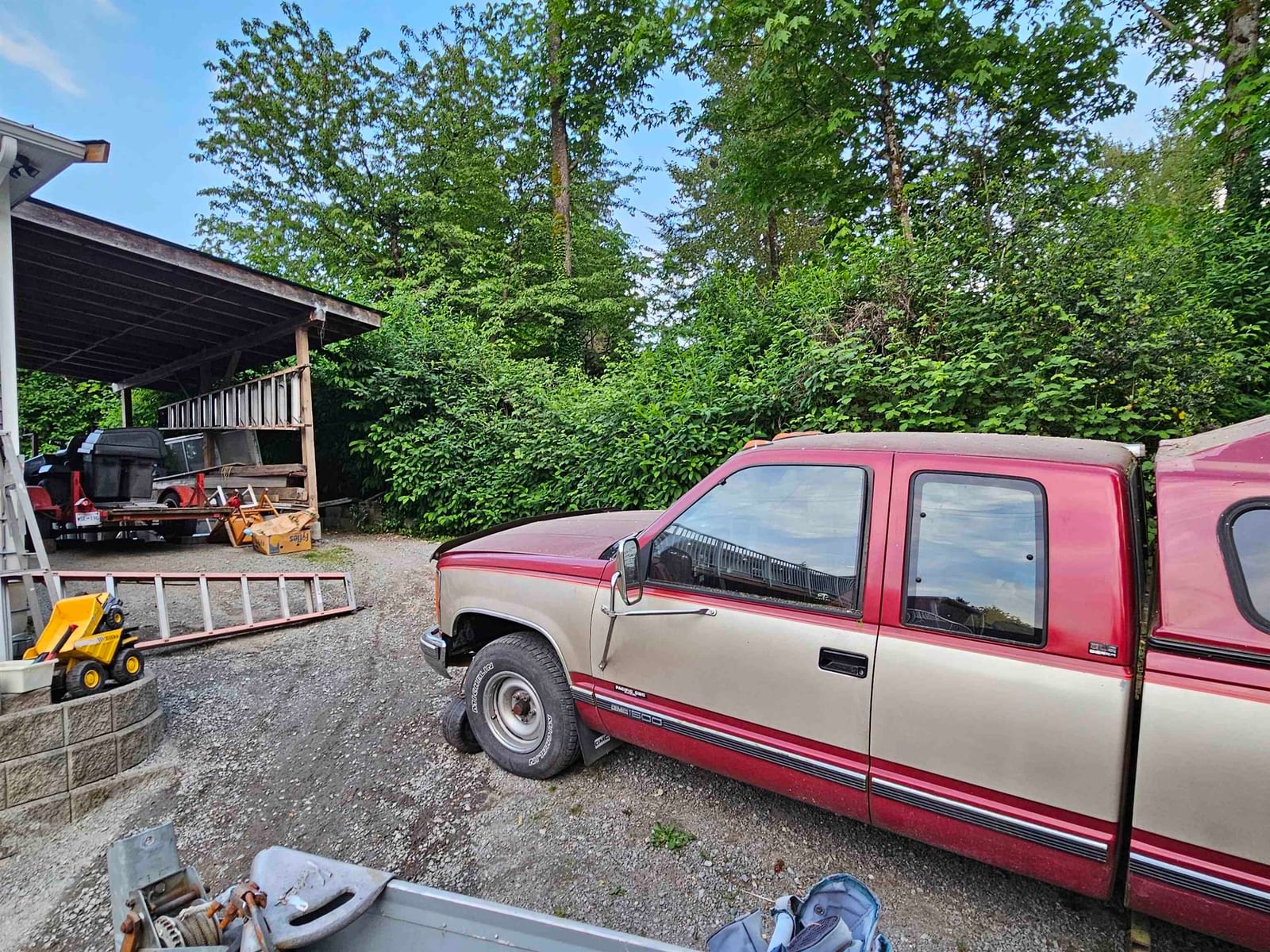 Listing Image 5