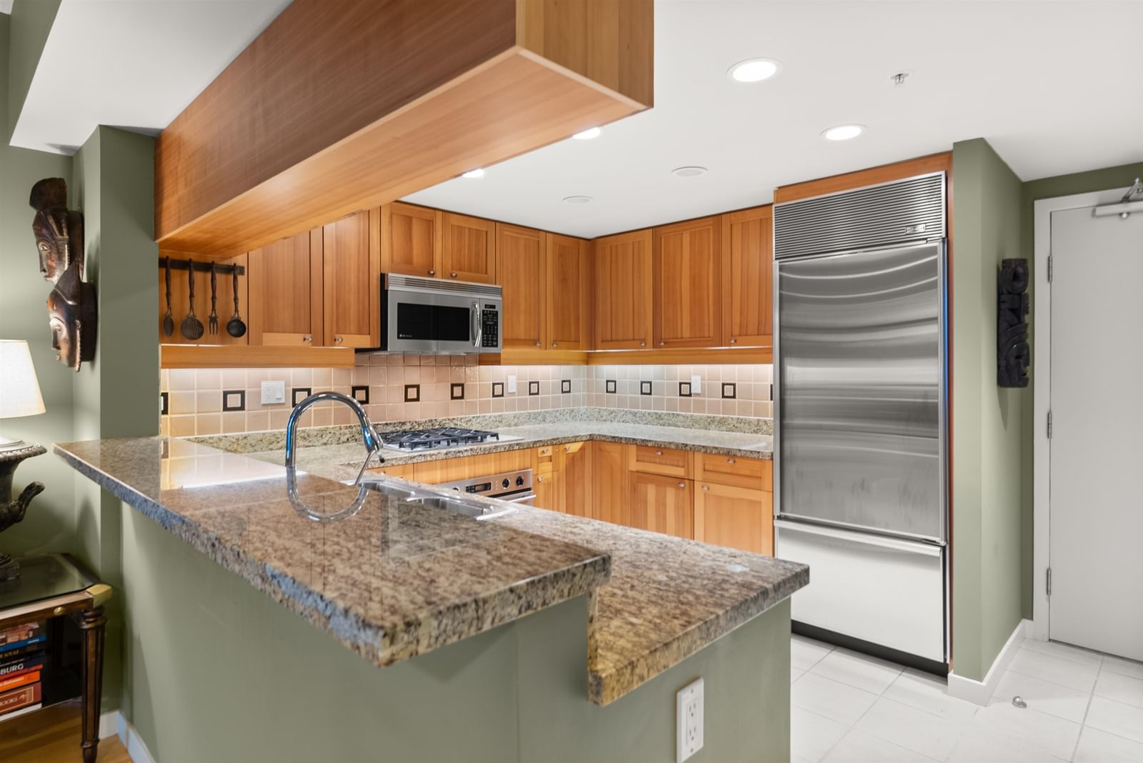 Listing Image 15