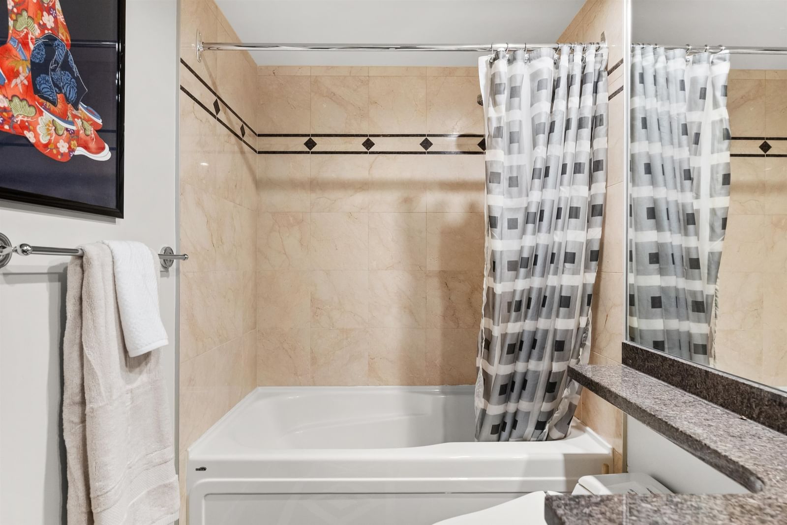 Listing Image 27