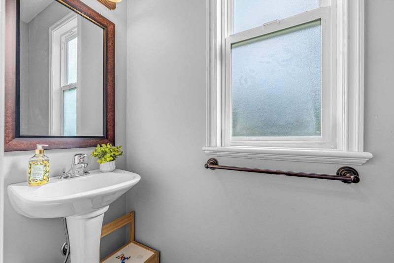 12 - 46808 Hudson Road