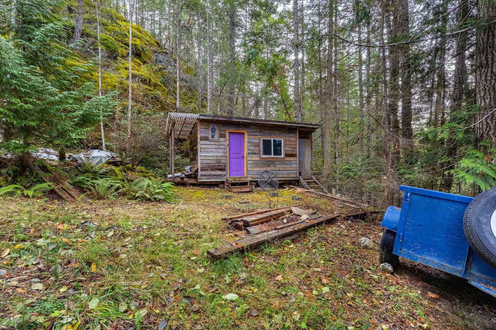Listing Image 6