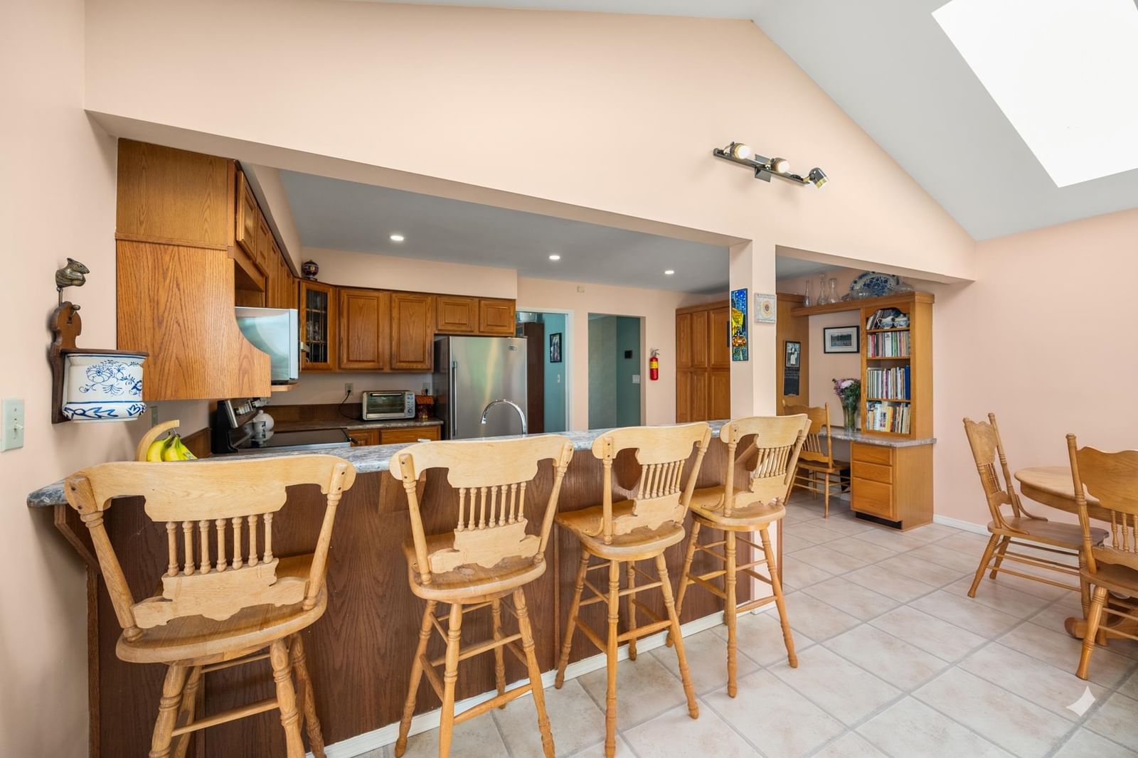 Listing Image 20