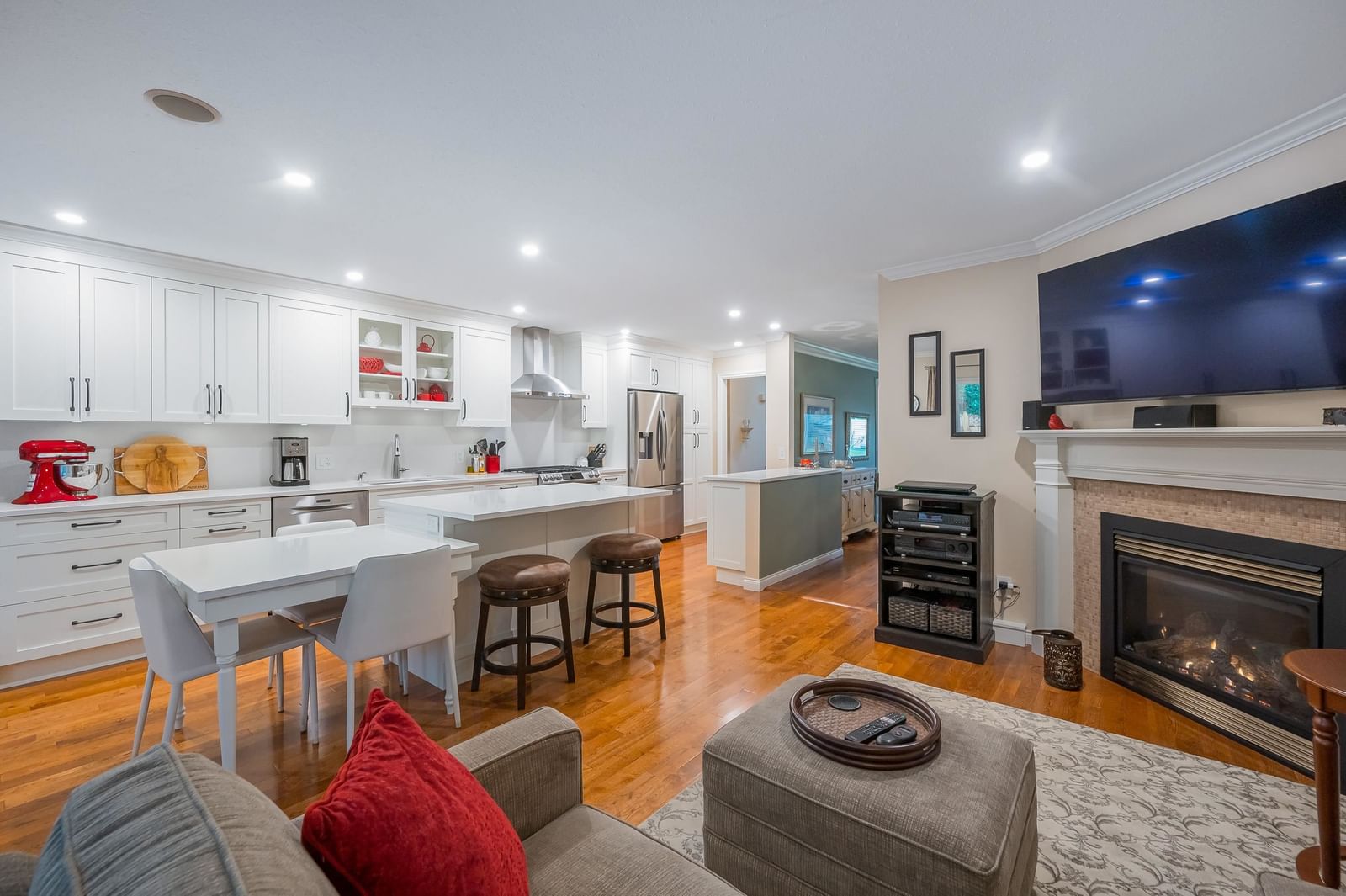 Listing Image 18