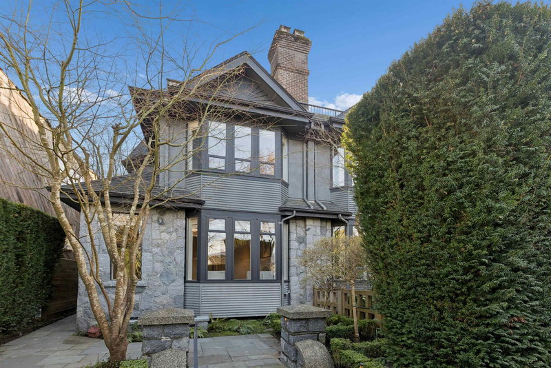 2518 Point Grey Road, Vancouver, British Columbia