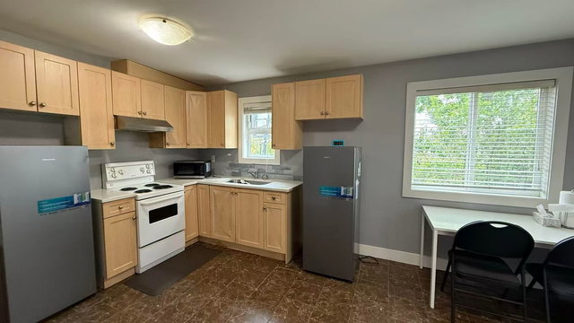 Garden Suite - 7835 1st Street