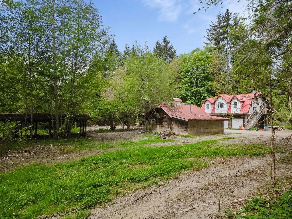 Listing Image 5