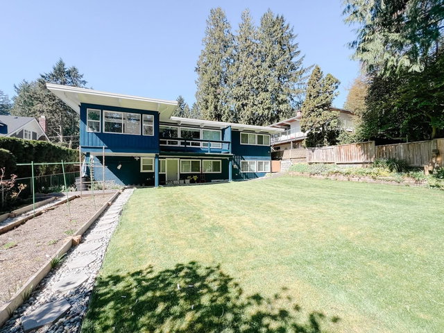 3190 Royal Avenue