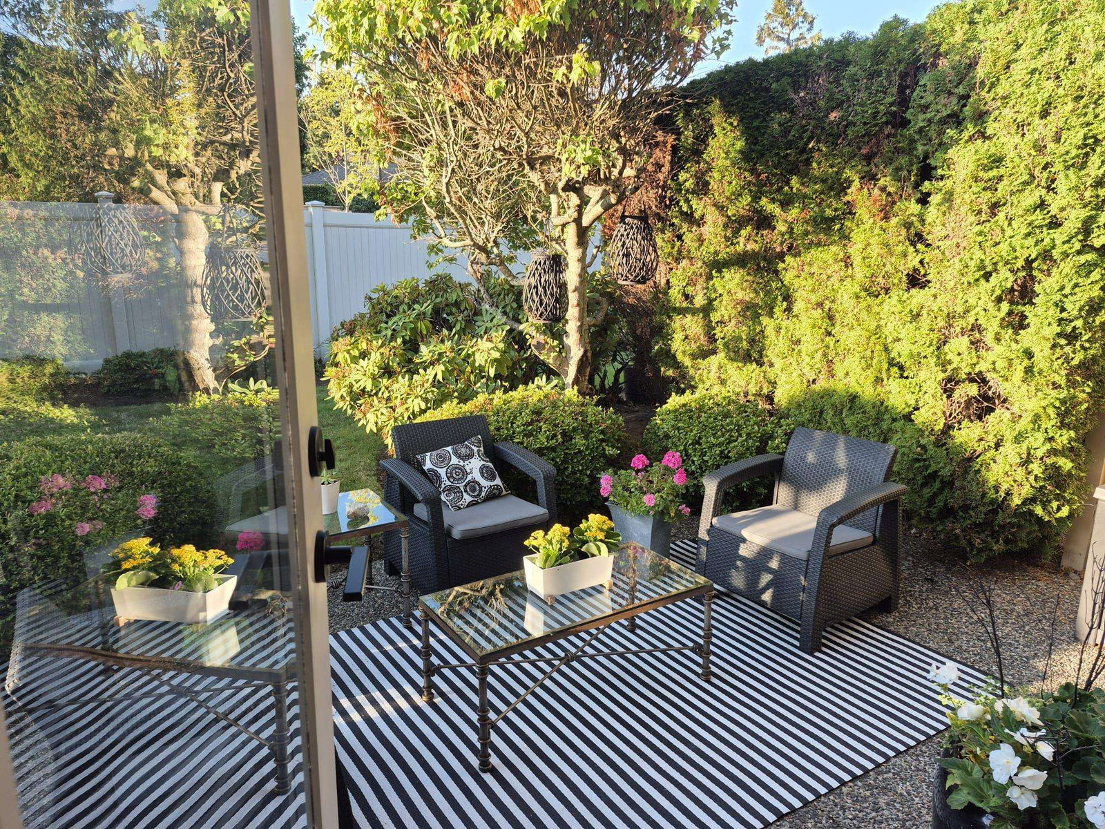 Listing Image 11