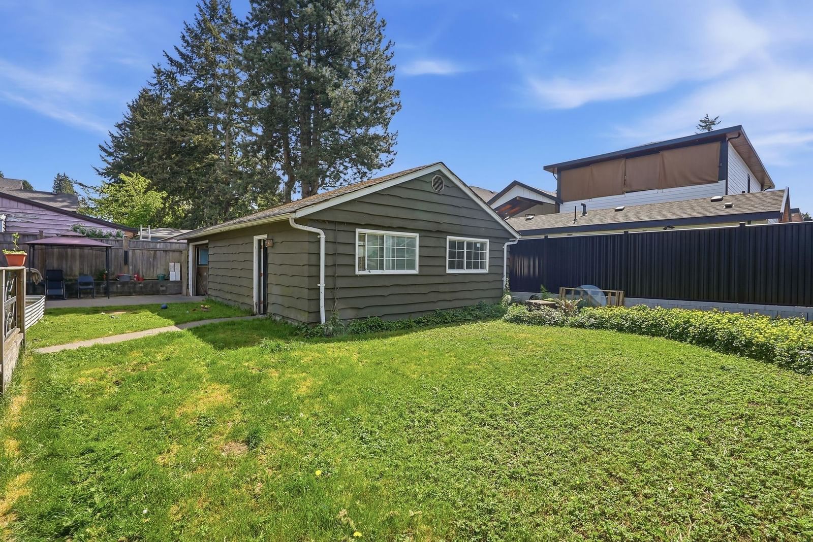Listing Image 32