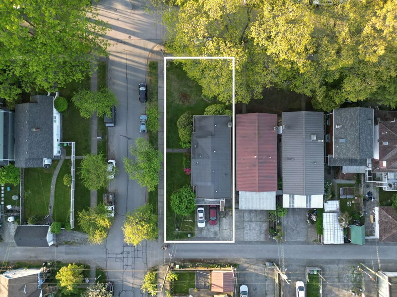268 Slocan Street N, Vancouver, British Columbia