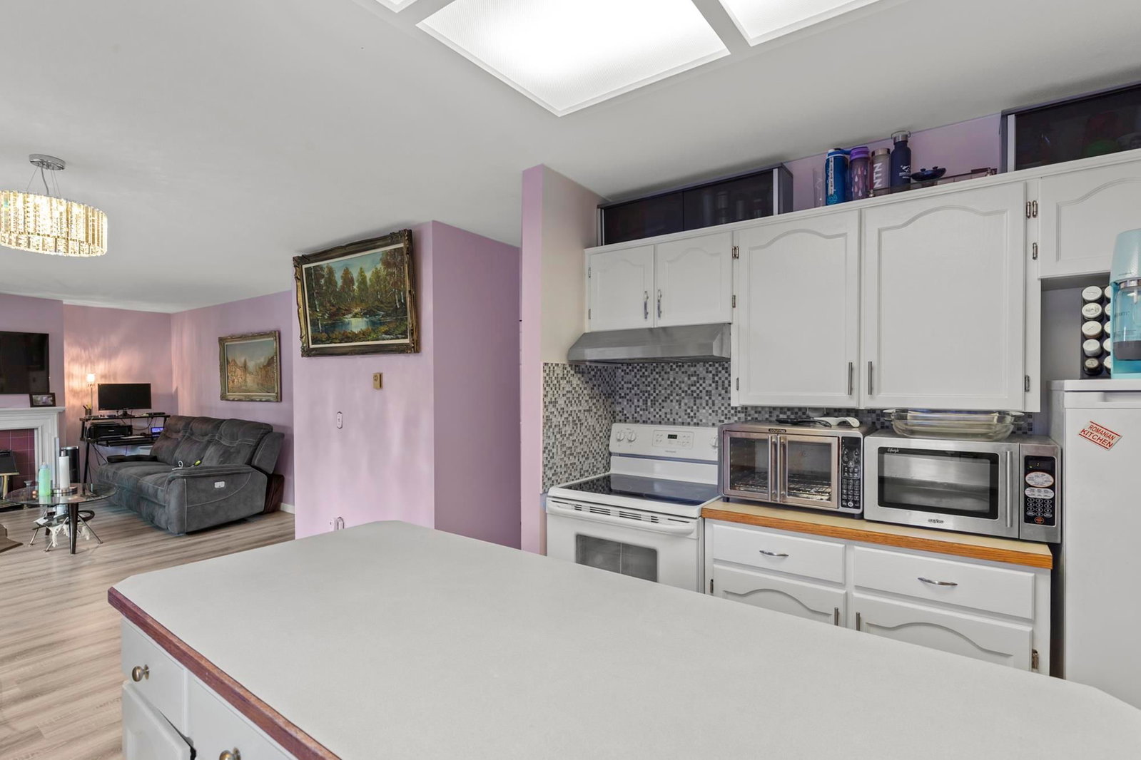 Listing Image 15