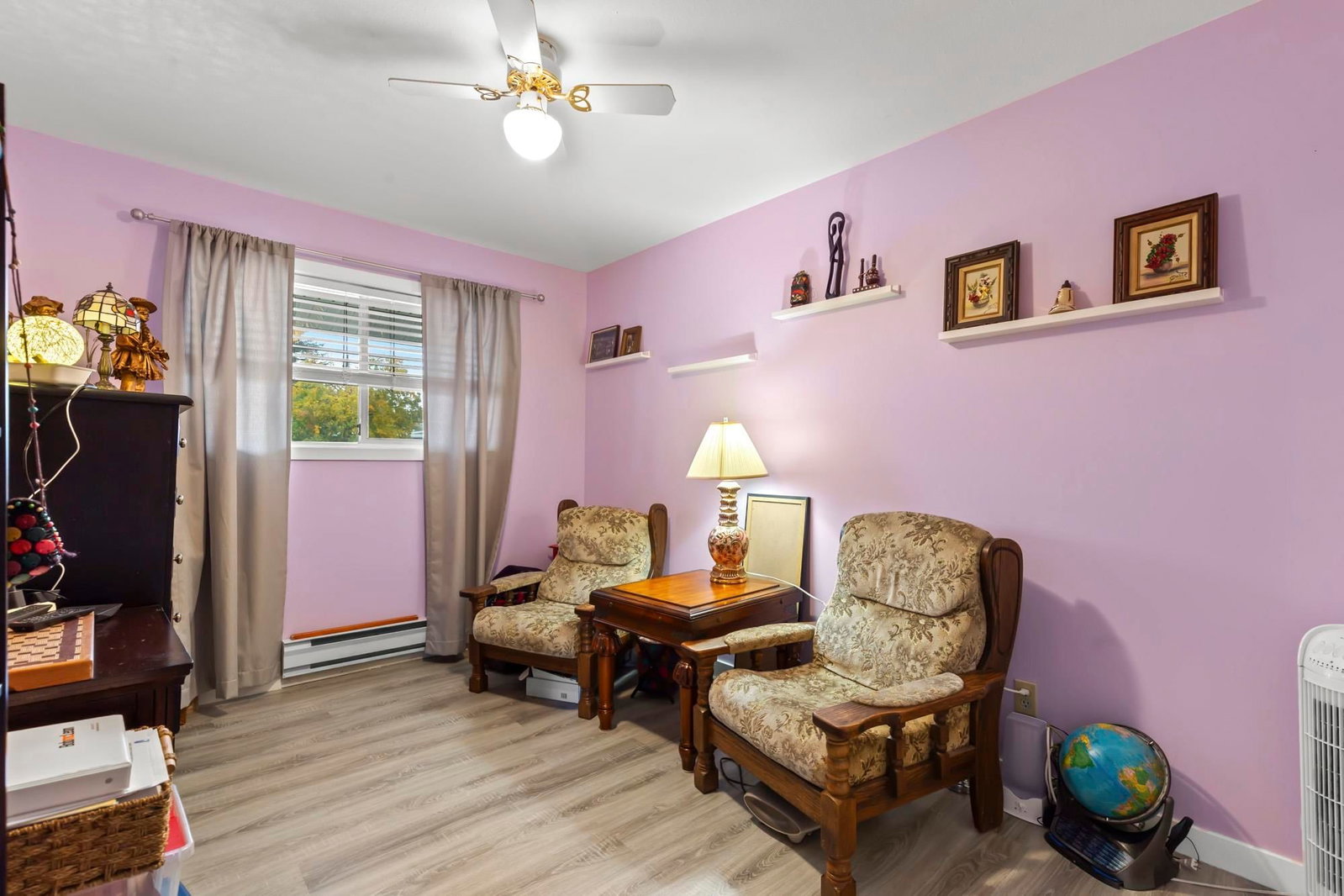 Listing Image 19