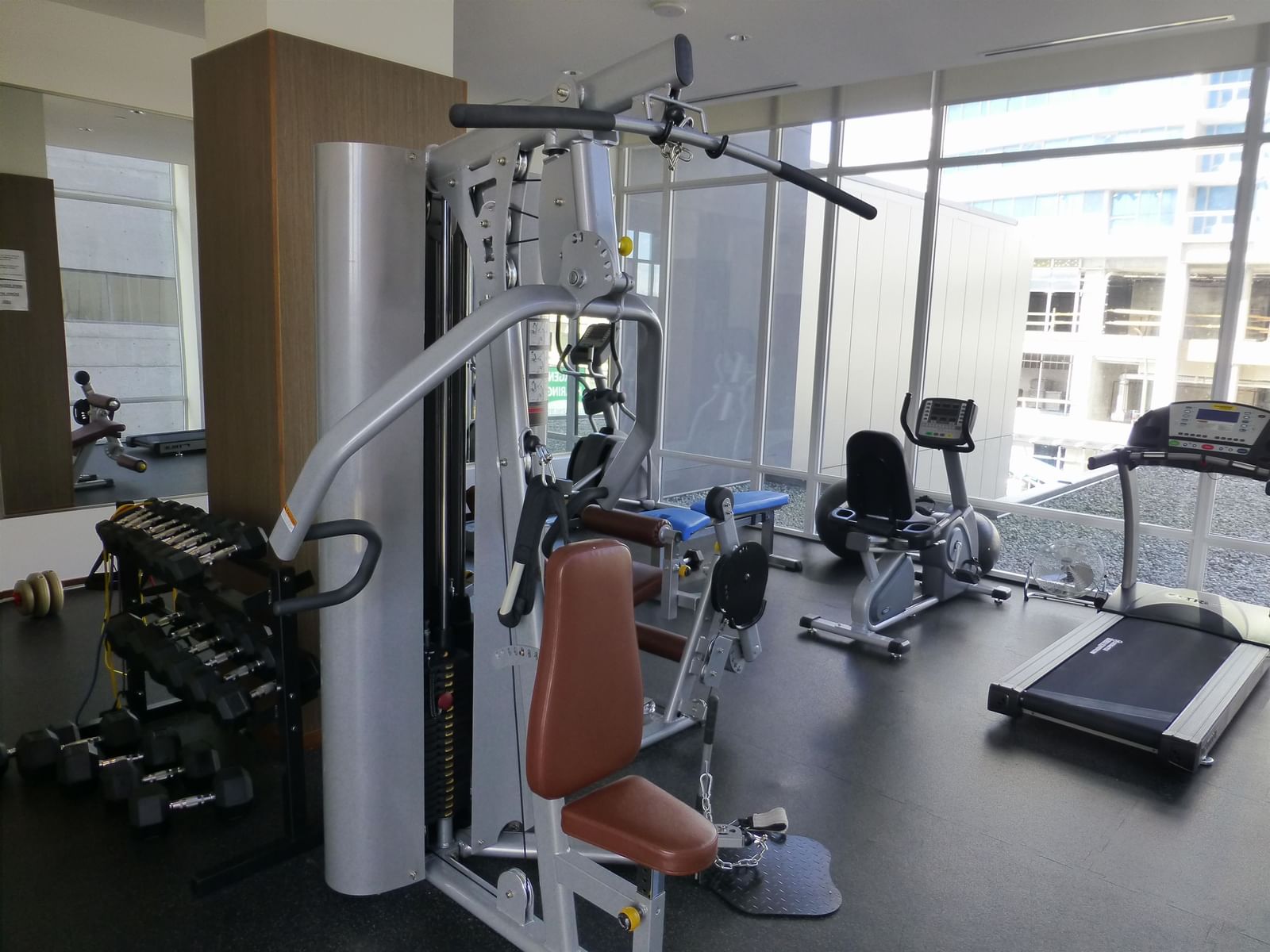 Listing Image 11