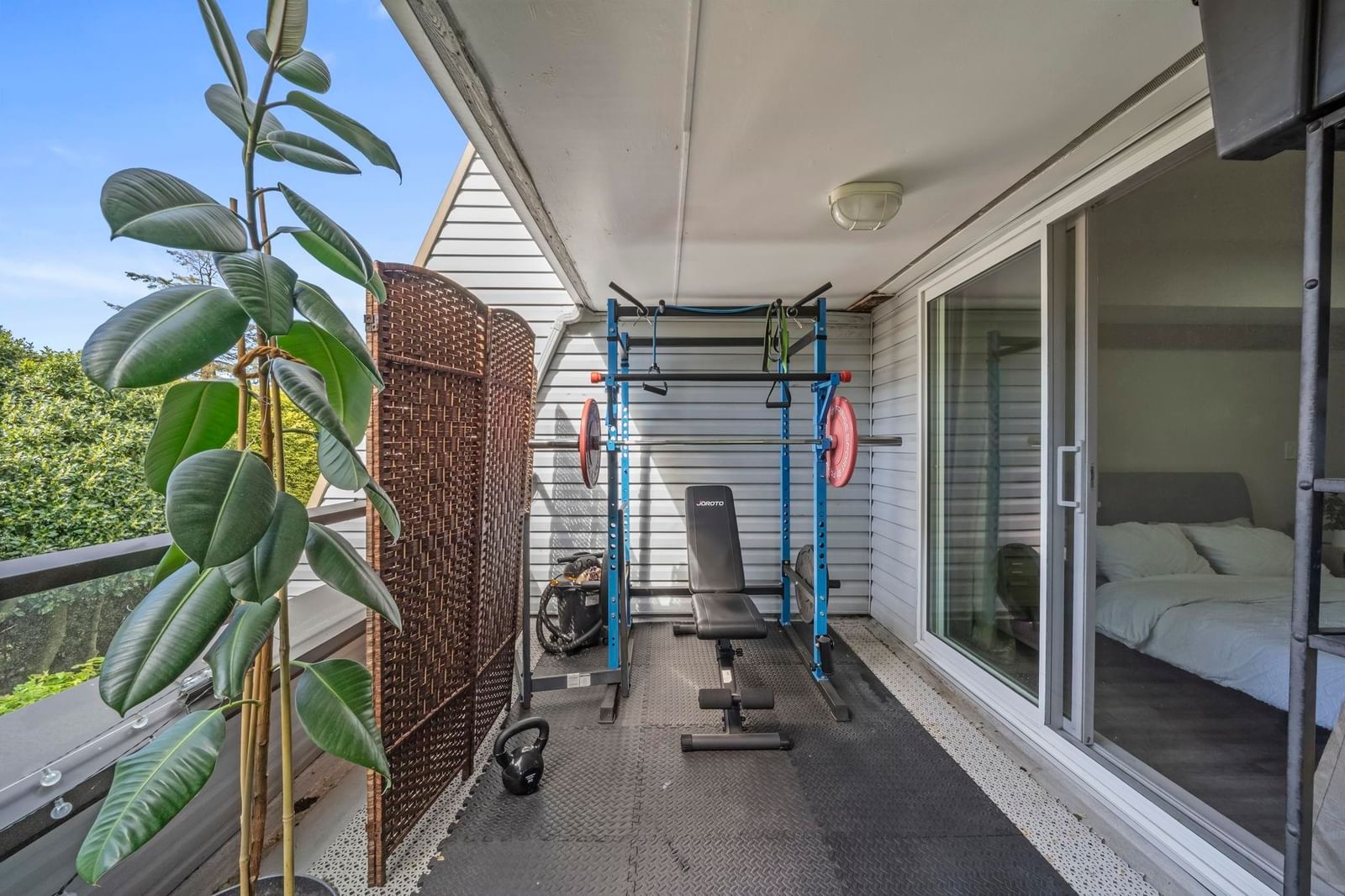 Listing Image 20