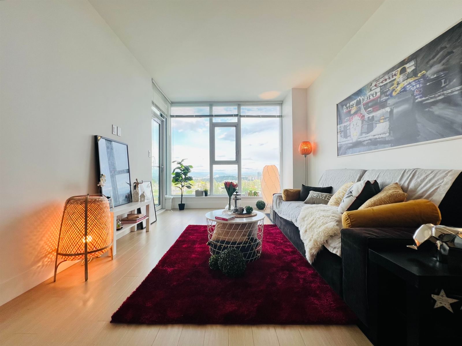 Listing Image 10
