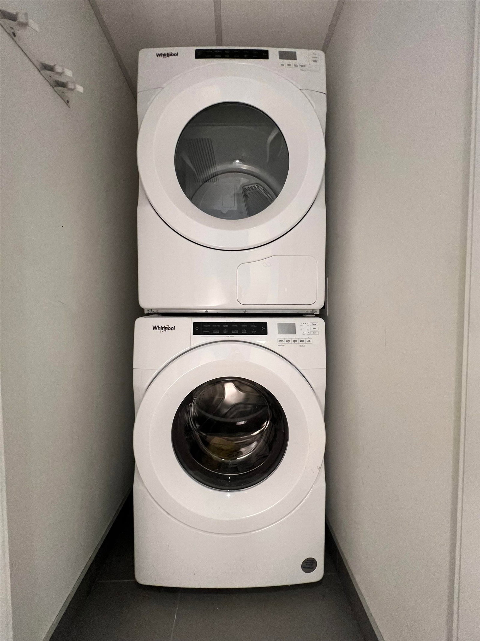 Listing Image 18
