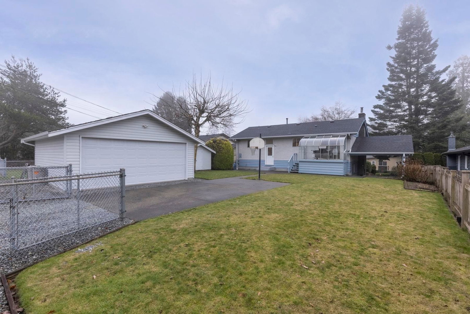 Listing Image 14