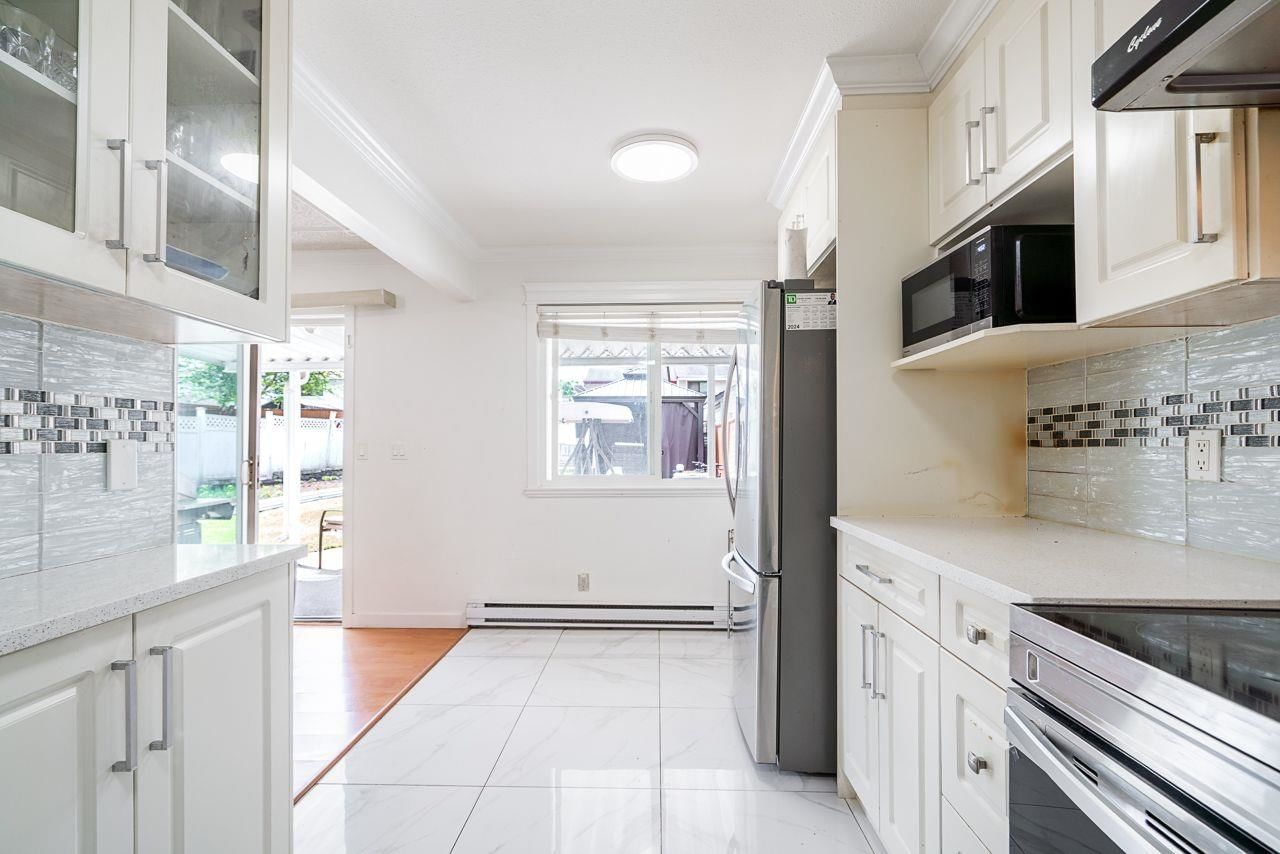 Listing Image 15