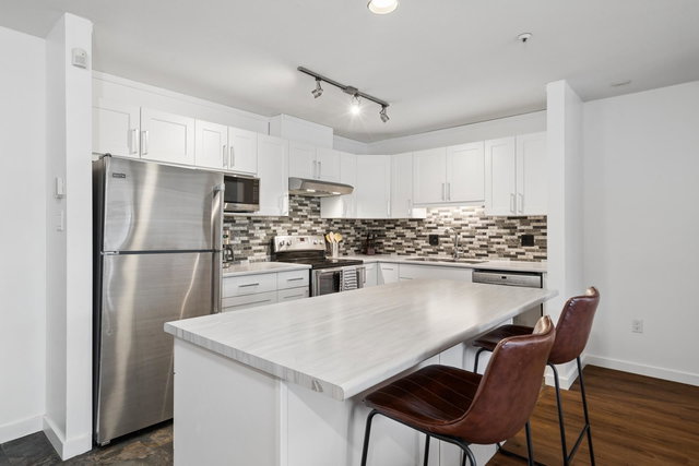 413 - 2968 Burlington Drive
