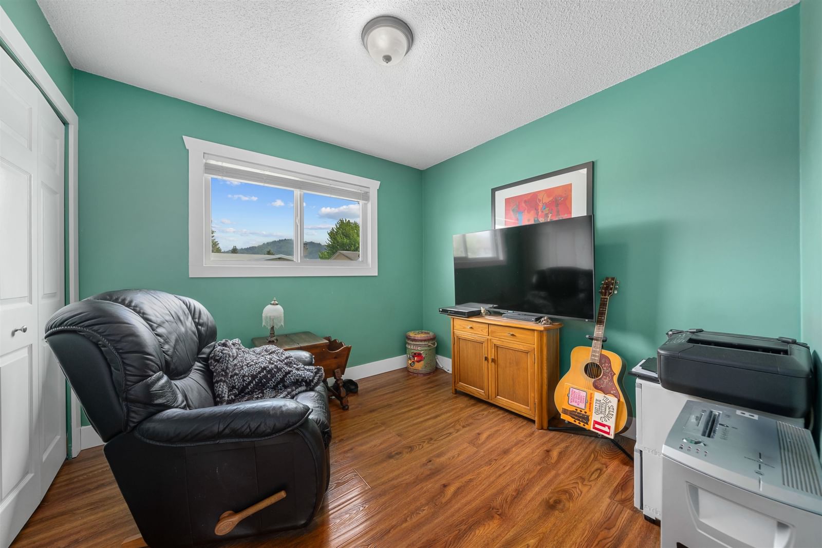 Listing Image 17