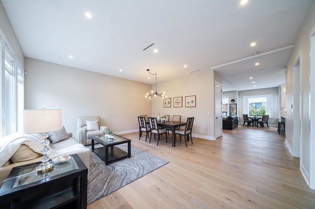 4643 Bond Street