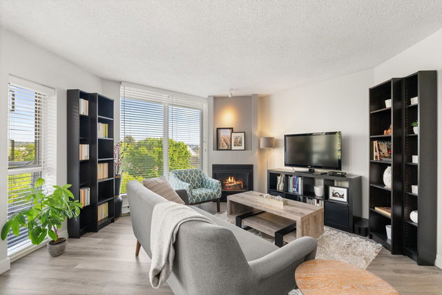 506 - 1135 Quayside Drive