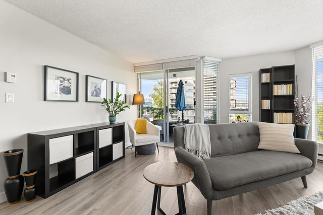 506 - 1135 Quayside Drive