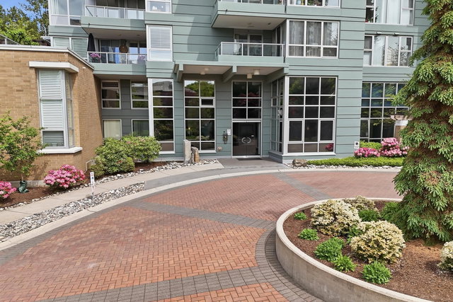 1201 - 290 Newport Drive