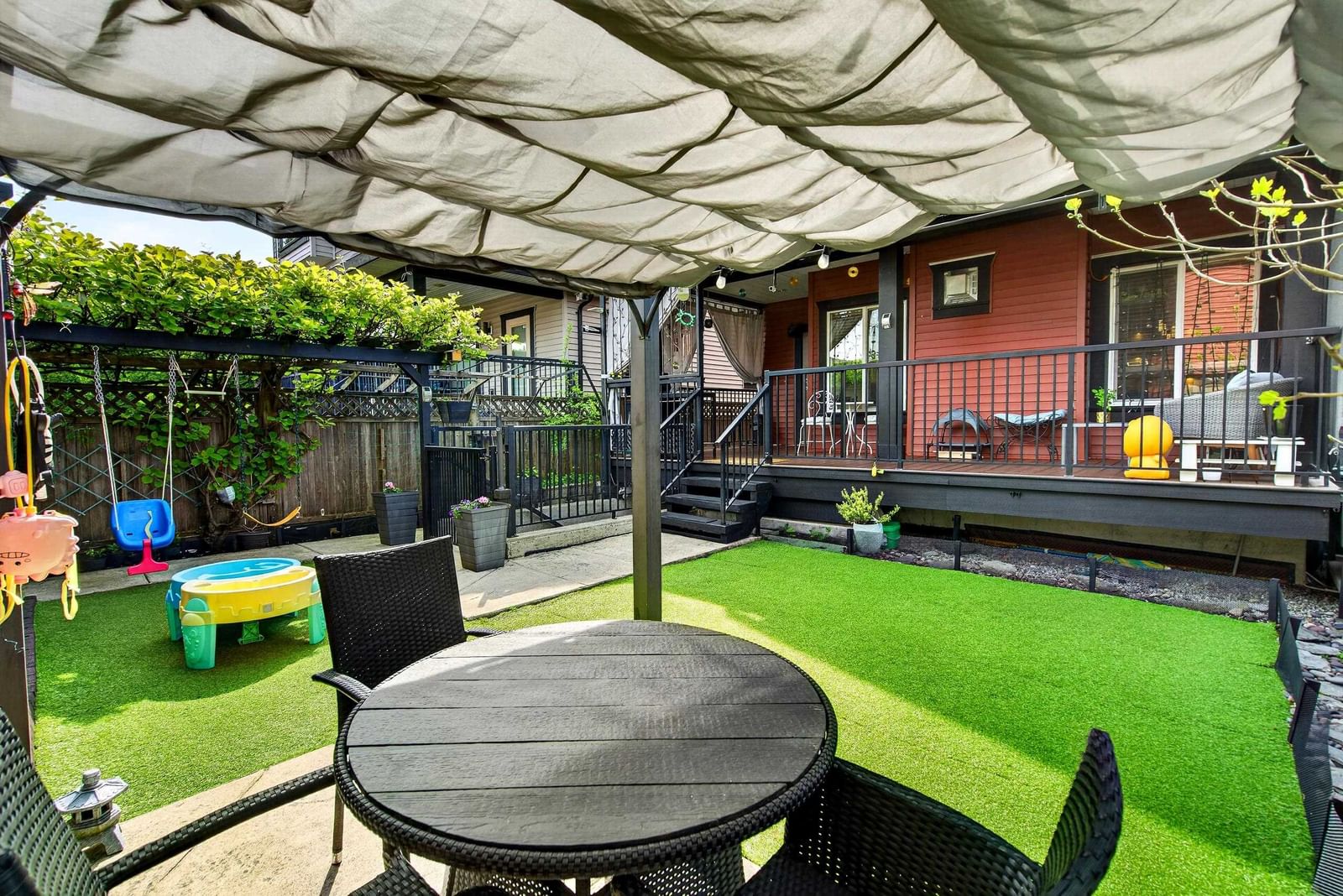 Listing Image 10