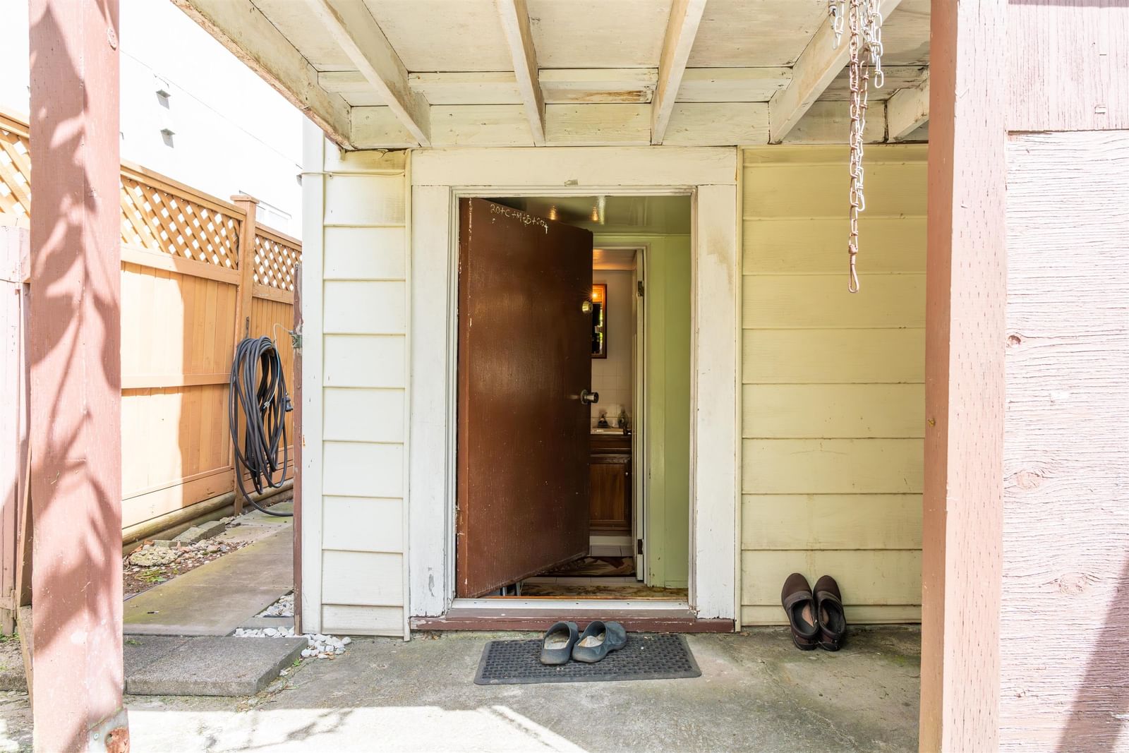 Listing Image 27