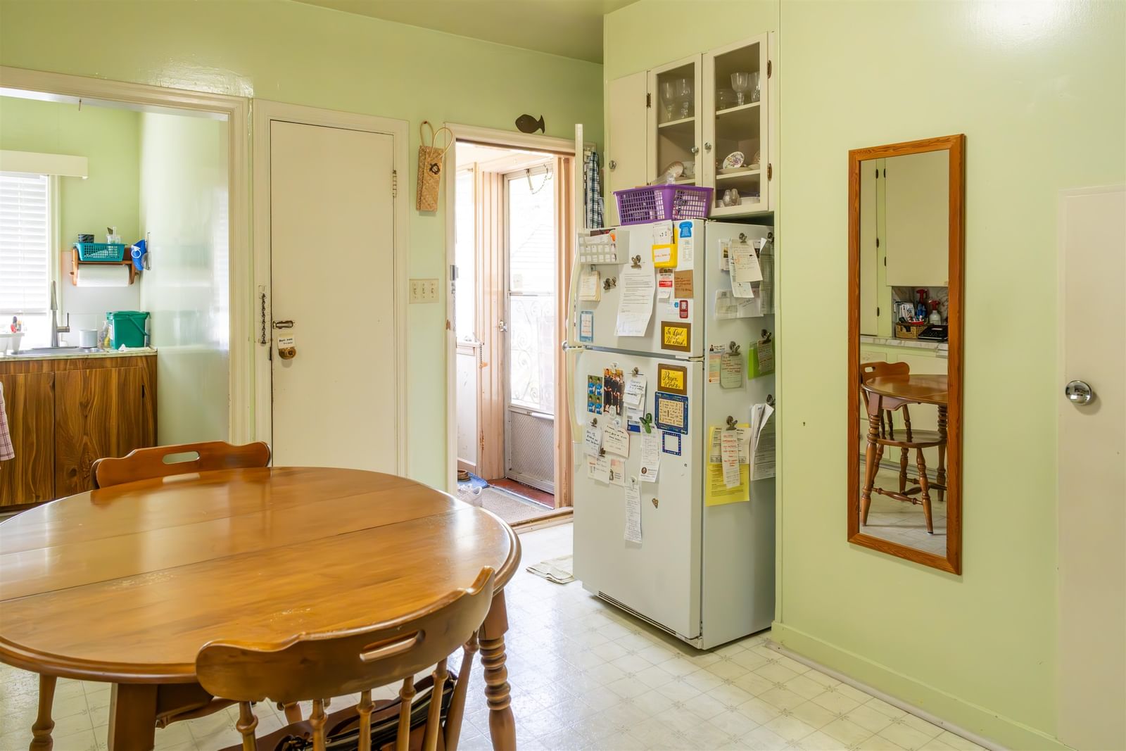 Listing Image 8
