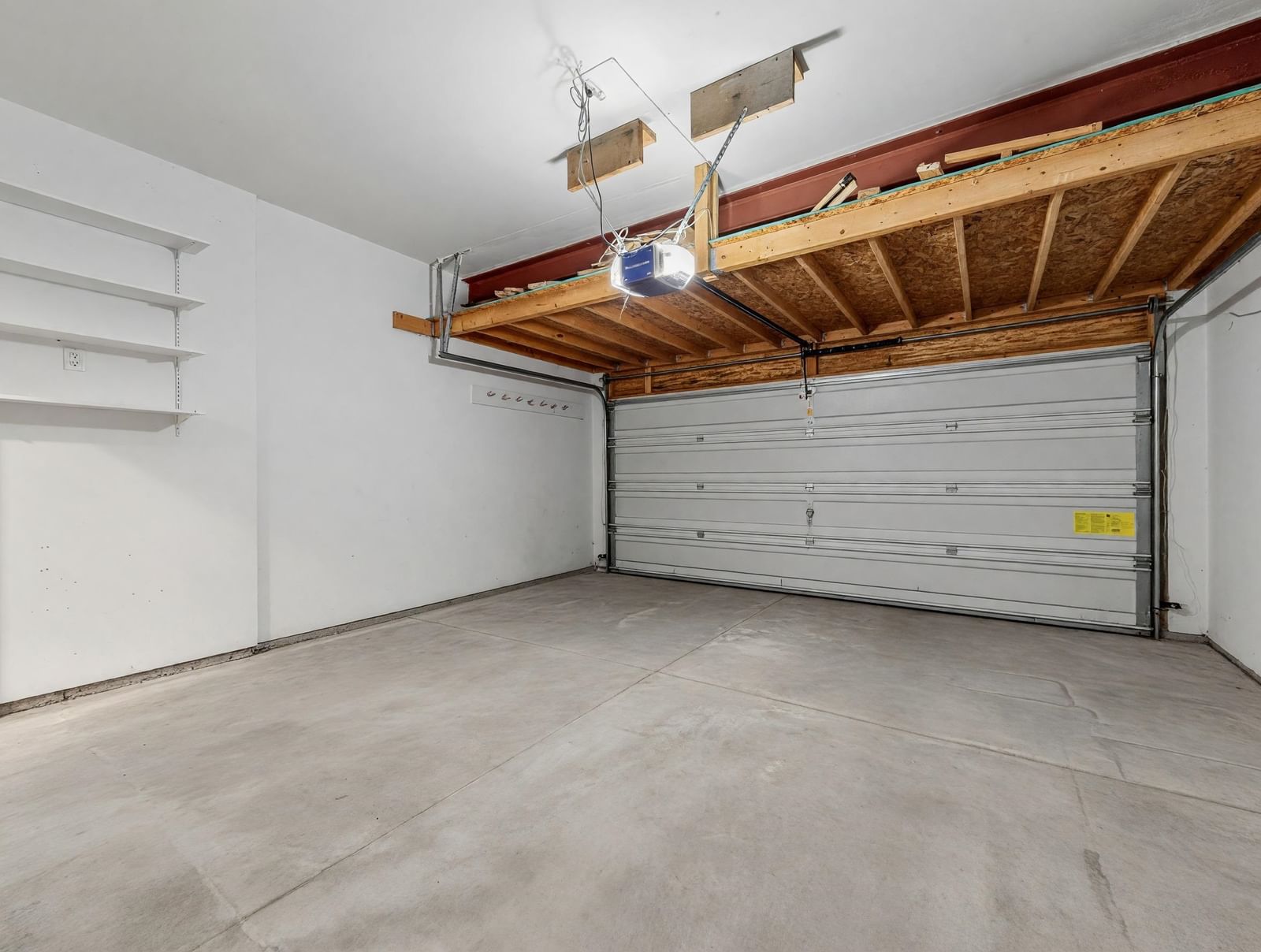 Listing Image 26