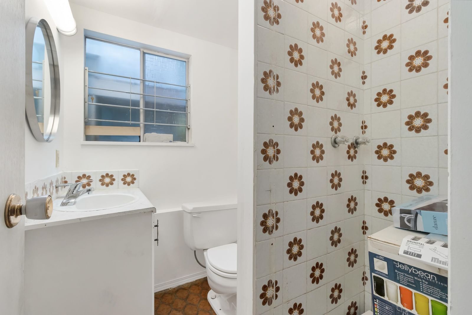 Listing Image 22