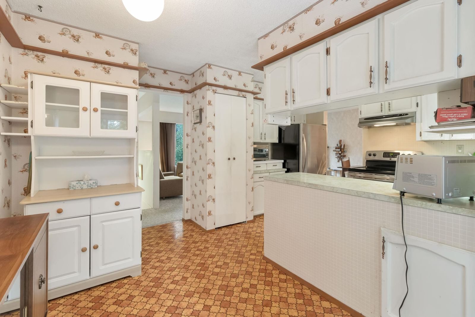 Listing Image 9
